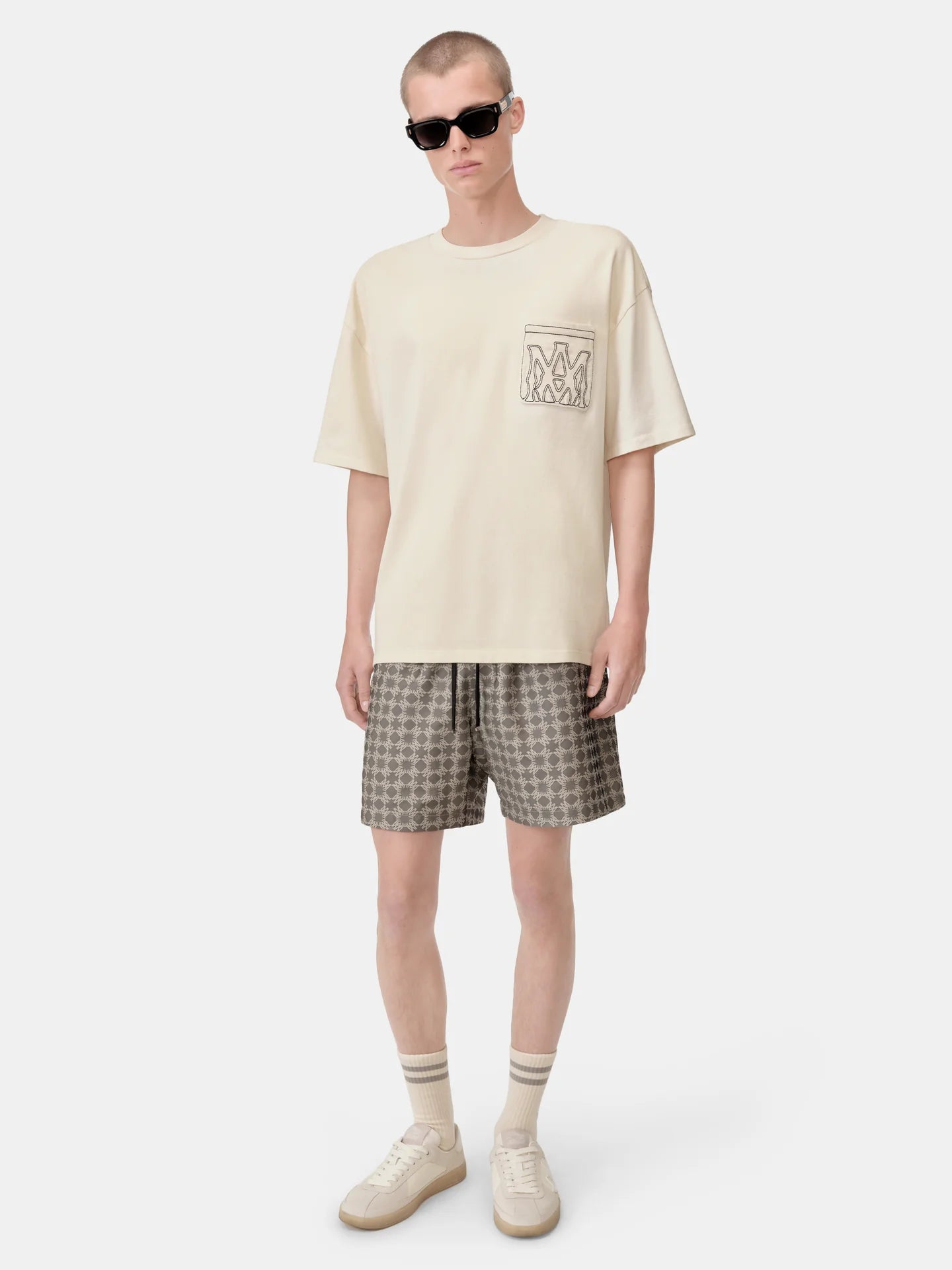 MA OUTLINE OVERSIZED TEE