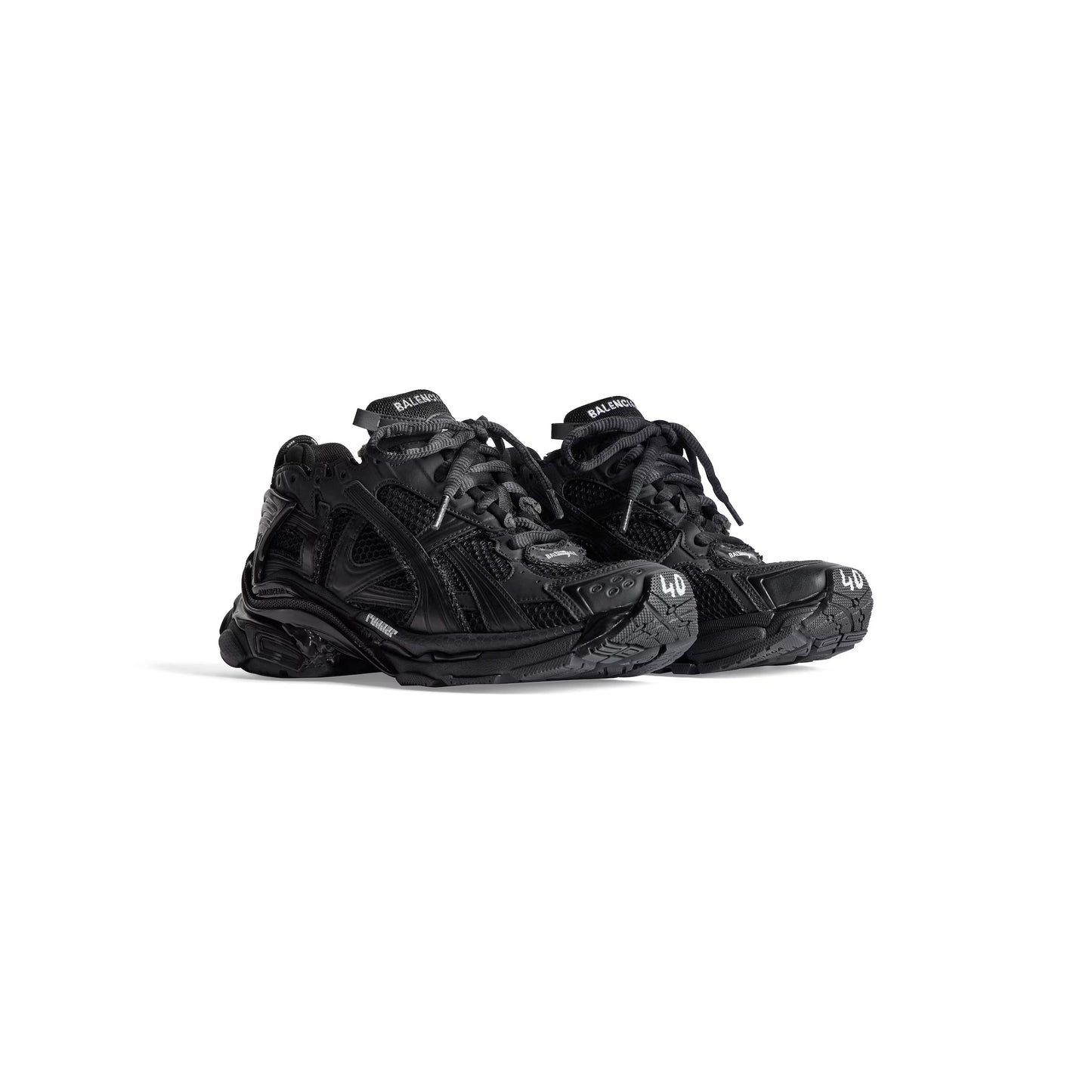 Men's Runner Sneaker in Black